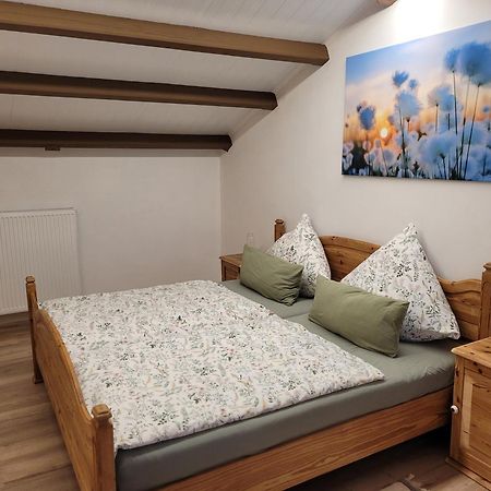 Ferienwohnung Wiesenhof Нойхоф-ан-дер-Цен Экстерьер фото