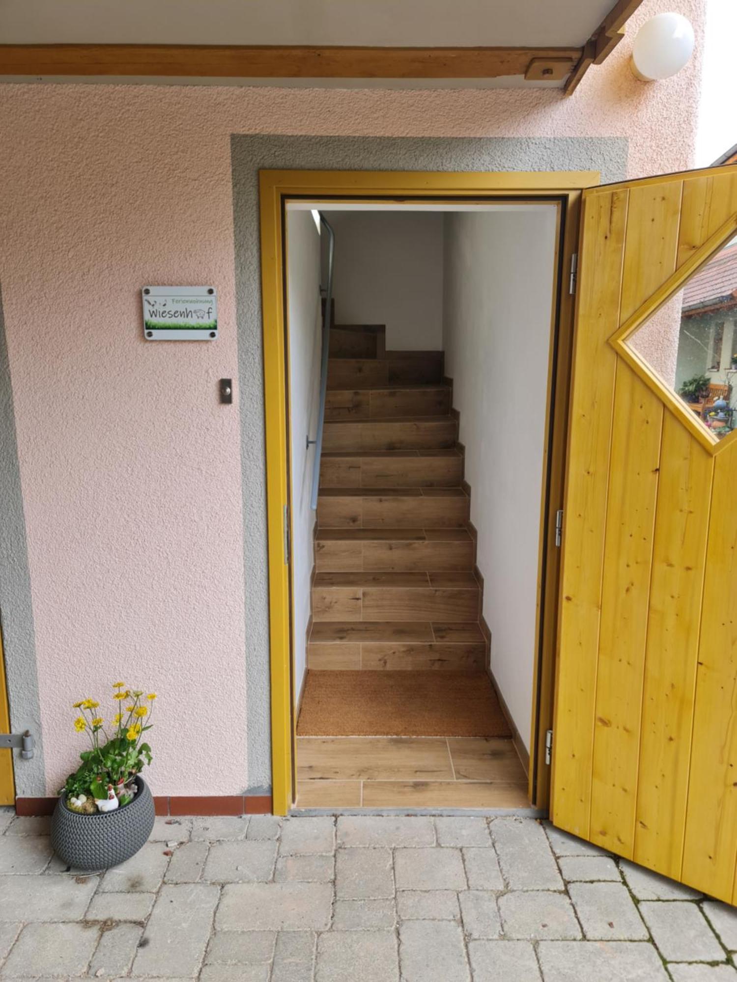 Ferienwohnung Wiesenhof Нойхоф-ан-дер-Цен Экстерьер фото